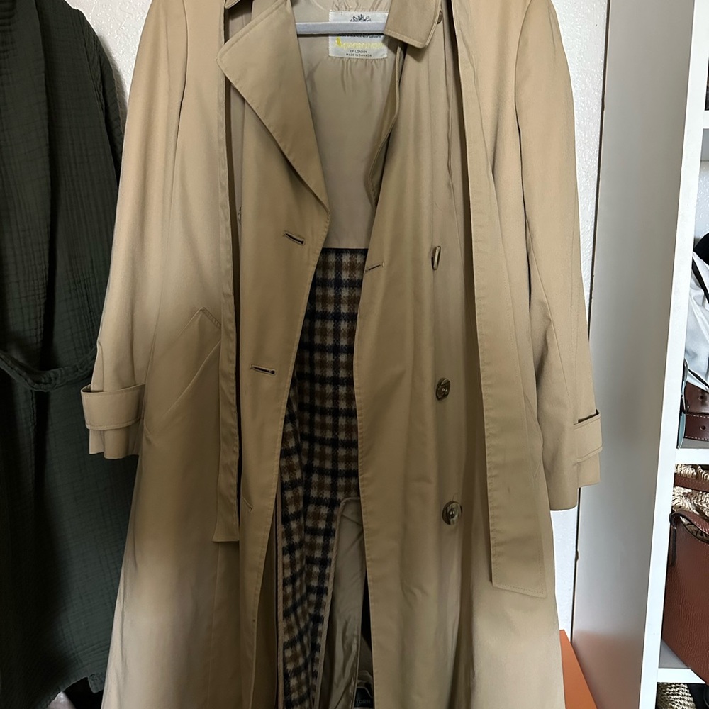 Classic Tan Trench Coat with removable wool liner vintage